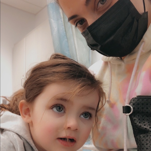 ✨MEET THE POSHER ✨ - Picture 7 of 8